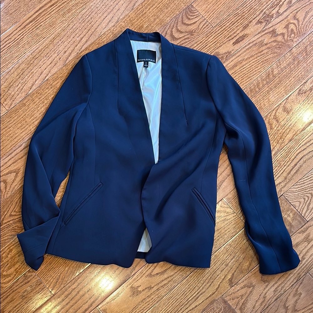 Banana Republic navy blazer